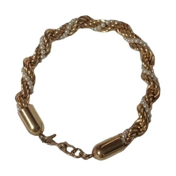 Vintage Monet Goldtone Twisted Rope and Seed pearls Bracelet Signed - Picture 1 of 6